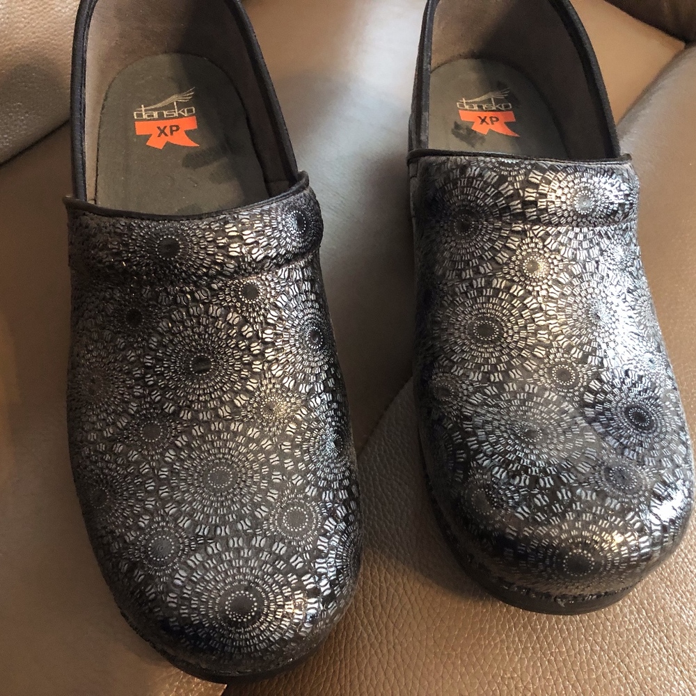 Dansko Pro XP Women's Black Medallion #3912320202